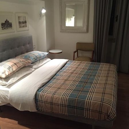 Dab Trevi Apartment Рим Екстериор снимка